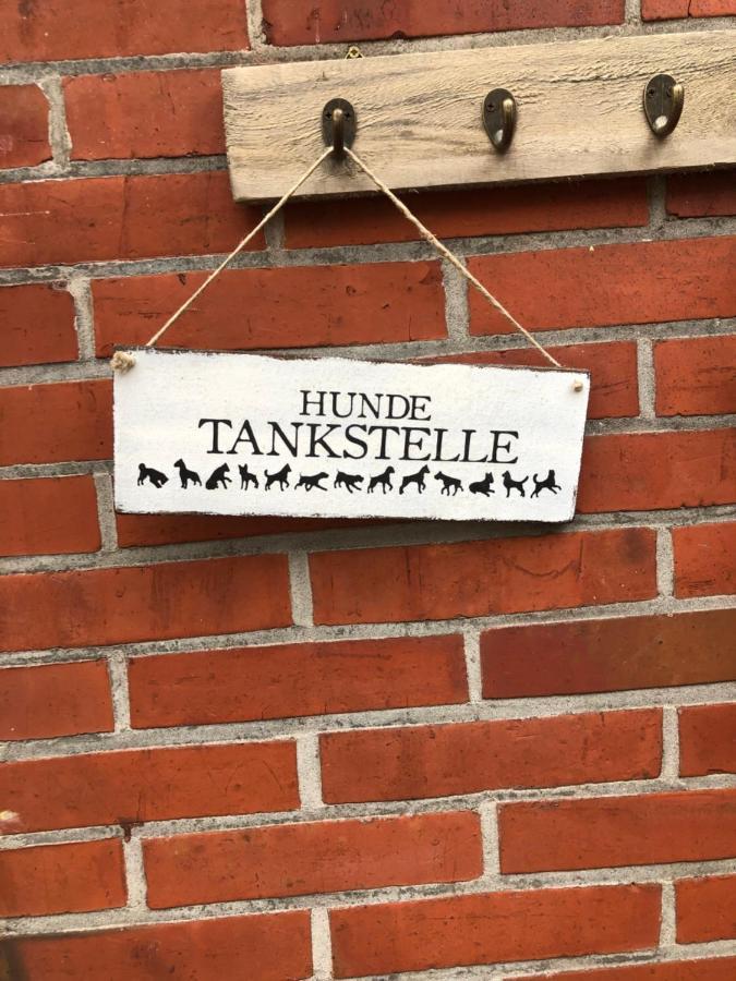 Luettes Huus Villa Emden Exterior photo